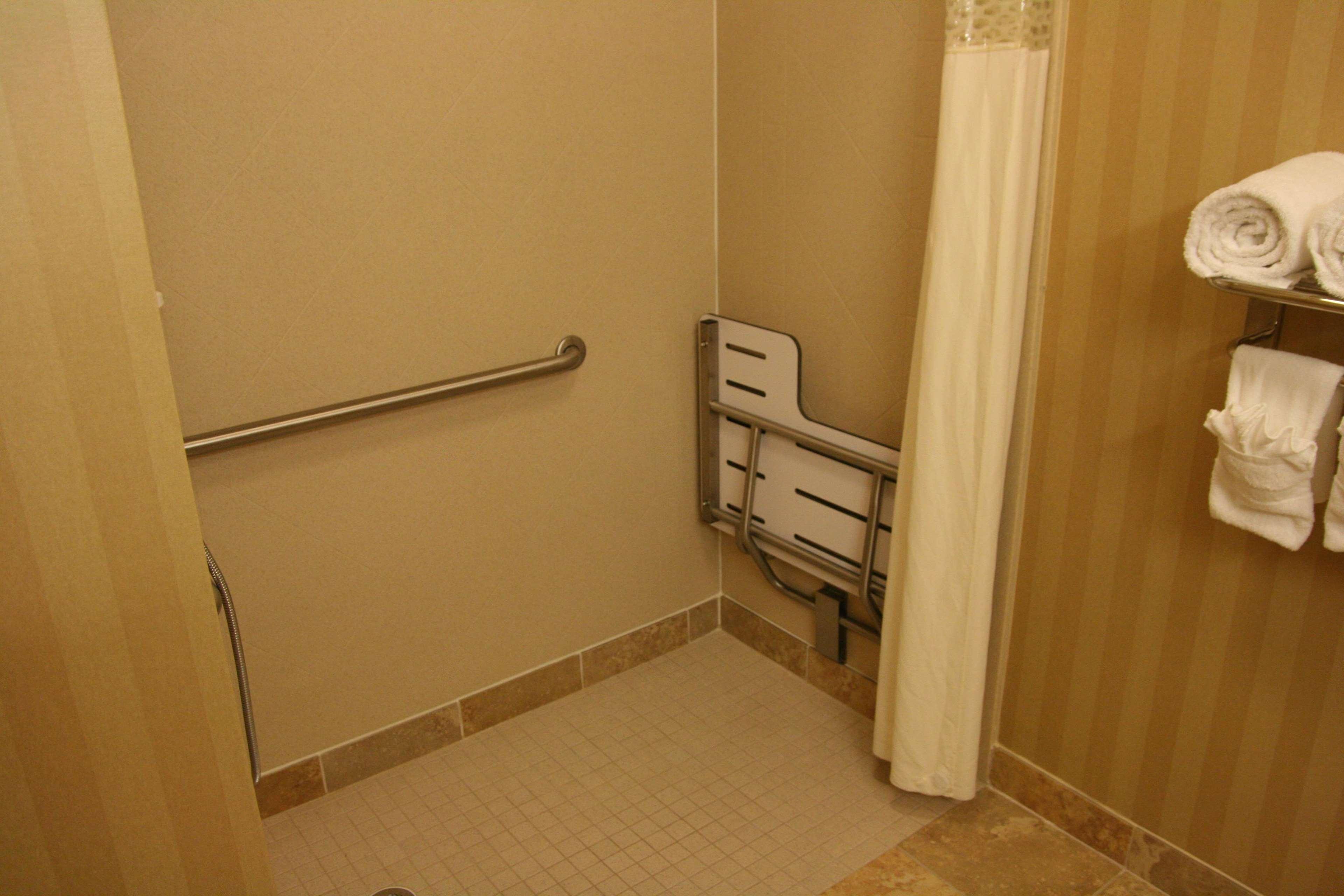 Hampton Inn & Suites Mobile Providence Park/Airport Экстерьер фото