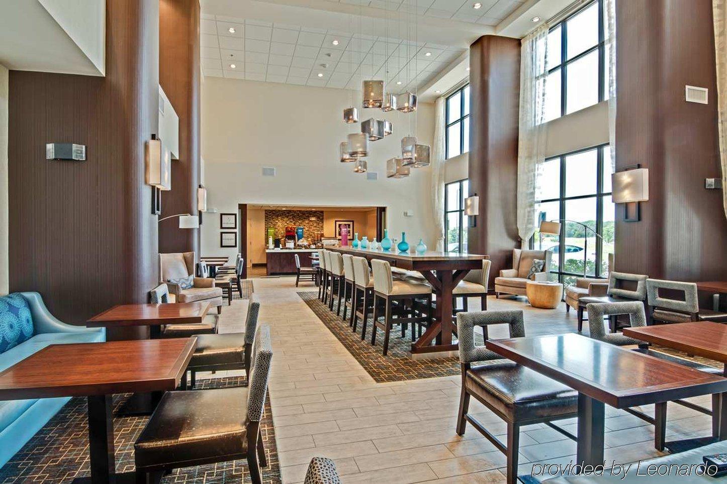Hampton Inn & Suites Mobile Providence Park/Airport Экстерьер фото